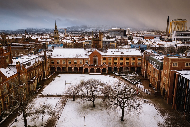 Queen's Quadrangle in winter, aerial 